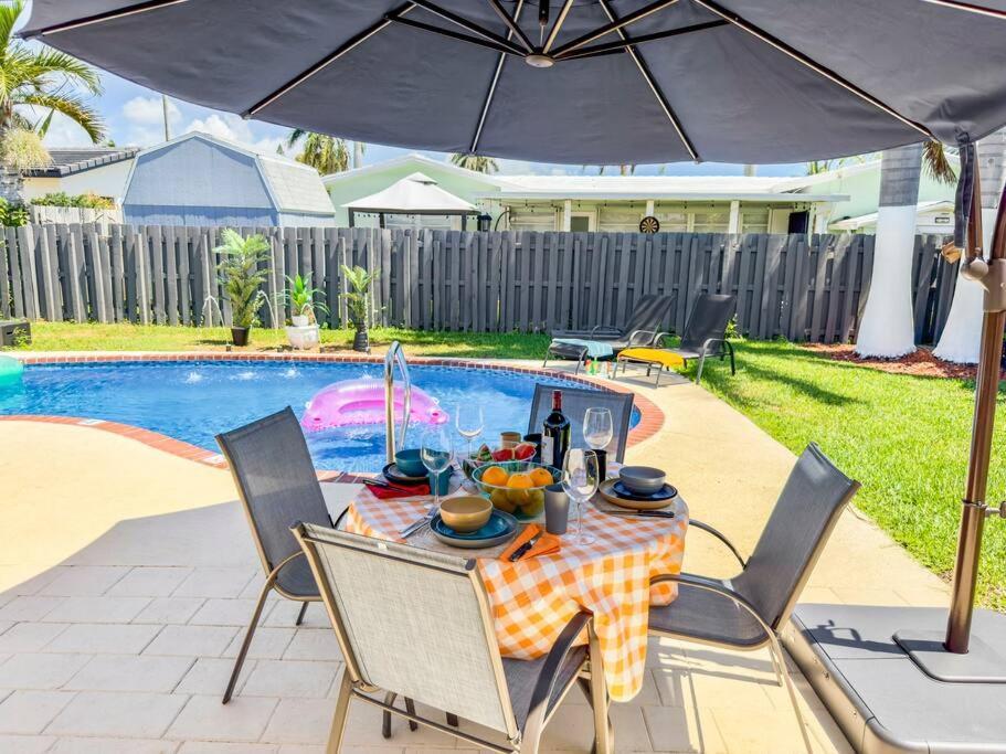 Amazing Home W Heated Pool 8 Mins To The Beach Lighthouse Point Eksteriør billede