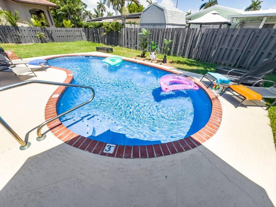 Amazing Home W Heated Pool 8 Mins To The Beach Lighthouse Point Eksteriør billede