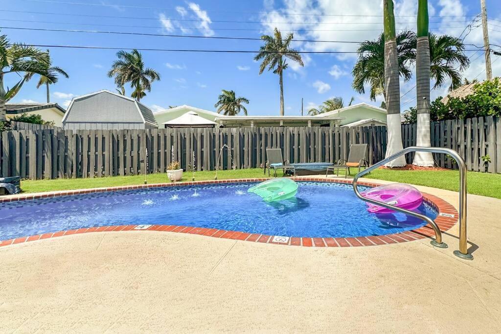 Amazing Home W Heated Pool 8 Mins To The Beach Lighthouse Point Eksteriør billede